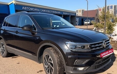 Volkswagen Tiguan II, 2018 год, 3 200 000 рублей, 2 фотография