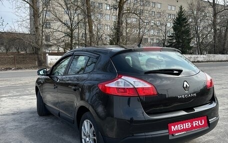 Renault Megane III, 2014 год, 890 000 рублей, 2 фотография
