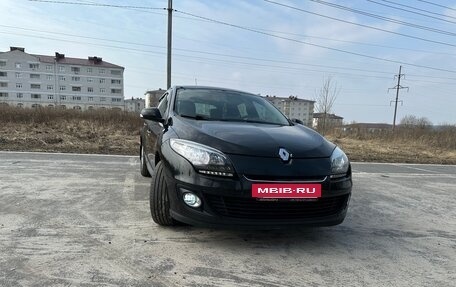 Renault Megane III, 2014 год, 890 000 рублей, 3 фотография