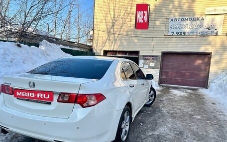 Honda Accord VIII рестайлинг, 2011 год, 990 000 рублей, 4 фотография