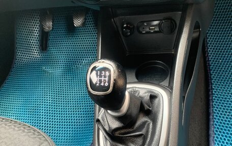 KIA Rio III рестайлинг, 2015 год, 798 000 рублей, 24 фотография