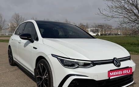 Volkswagen Golf VIII, 2022 год, 2 700 000 рублей, 3 фотография