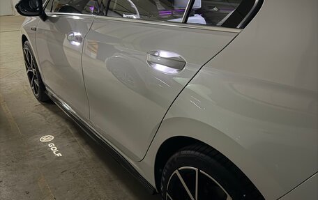 Volkswagen Golf VIII, 2022 год, 2 700 000 рублей, 18 фотография