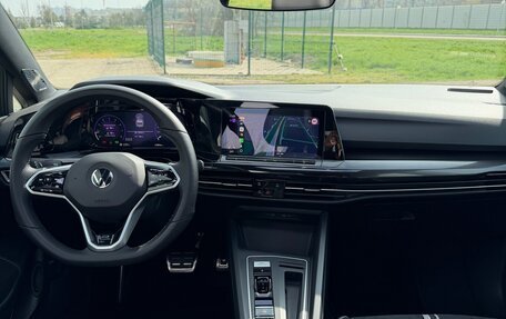Volkswagen Golf VIII, 2022 год, 2 700 000 рублей, 15 фотография