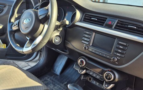 KIA Rio IV, 2019 год, 1 750 000 рублей, 15 фотография