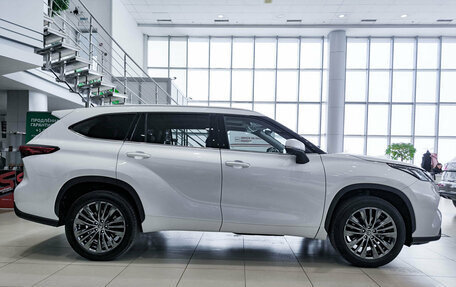 Toyota Highlander, 2026 год, 5 899 000 рублей, 5 фотография