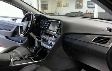 Hyundai Sonata VII, 2019 год, 1 695 000 рублей, 22 фотография