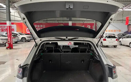 Volkswagen T-Roc I, 2023 год, 1 540 013 рублей, 9 фотография