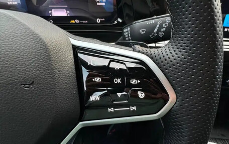 Volkswagen Golf VIII, 2023 год, 1 810 013 рублей, 15 фотография