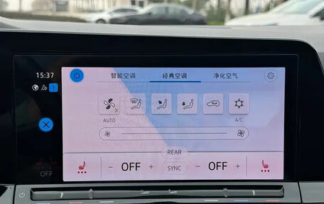 Volkswagen Golf VIII, 2023 год, 1 810 013 рублей, 17 фотография