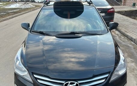 Hyundai Solaris II рестайлинг, 2015 год, 965 000 рублей, 1 фотография