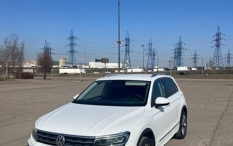 Volkswagen Tiguan II, 2018 год, 3 350 000 рублей, 1 фотография