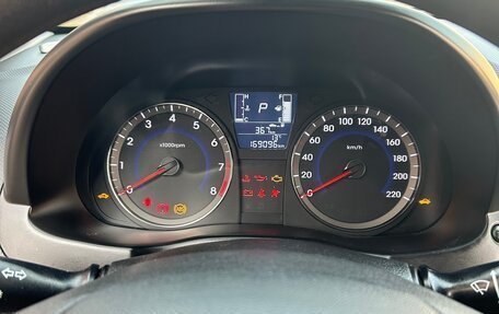 Hyundai Solaris II рестайлинг, 2015 год, 965 000 рублей, 10 фотография