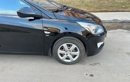 Hyundai Solaris II рестайлинг, 2015 год, 965 000 рублей, 18 фотография