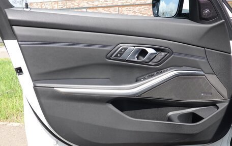 BMW 3 серия, 2020 год, 3 870 000 рублей, 10 фотография