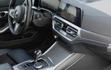 BMW 3 серия, 2020 год, 3 870 000 рублей, 11 фотография