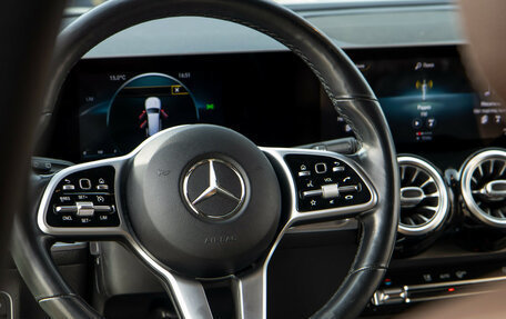 Mercedes-Benz GLB, 2020 год, 2 988 000 рублей, 11 фотография