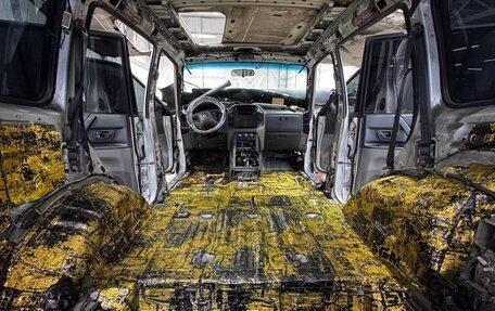 Mitsubishi Pajero III рестайлинг, 2001 год, 930 000 рублей, 14 фотография