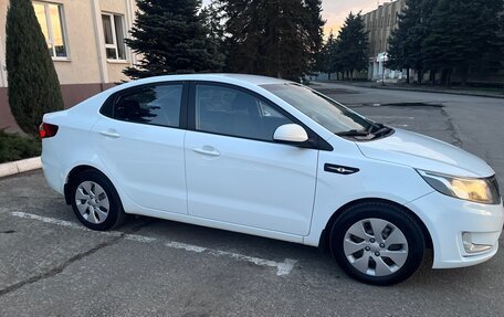 KIA Rio III рестайлинг, 2013 год, 920 000 рублей, 3 фотография