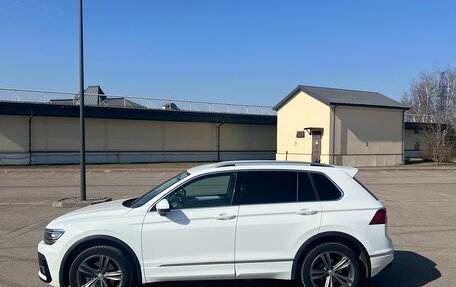 Volkswagen Tiguan II, 2018 год, 3 350 000 рублей, 12 фотография