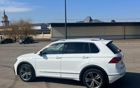 Volkswagen Tiguan II, 2018 год, 3 350 000 рублей, 11 фотография