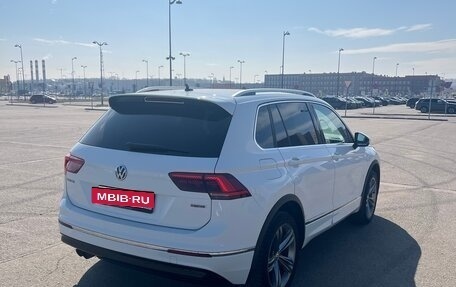 Volkswagen Tiguan II, 2018 год, 3 350 000 рублей, 8 фотография