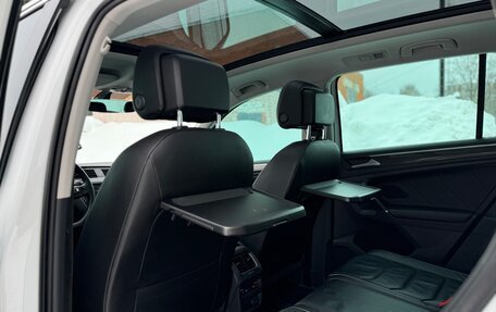 Volkswagen Tiguan II, 2017 год, 2 249 000 рублей, 16 фотография