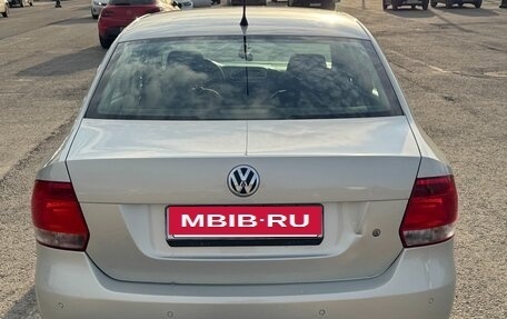 Volkswagen Polo VI (EU Market), 2012 год, 650 000 рублей, 2 фотография