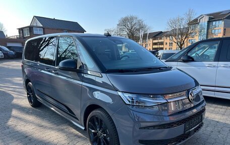 Volkswagen Multivan, 2025 год, 9 690 000 рублей, 2 фотография