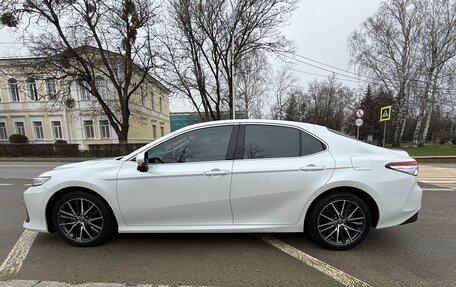 Toyota Camry, 2021 год, 3 580 000 рублей, 3 фотография