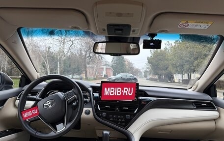 Toyota Camry, 2021 год, 3 580 000 рублей, 9 фотография