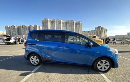 Toyota Sienta II, 2019 год, 1 690 000 рублей, 8 фотография