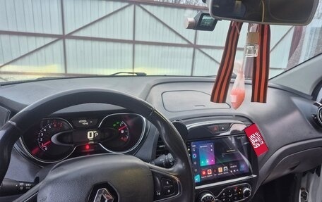 Renault Kaptur I рестайлинг, 2017 год, 1 500 000 рублей, 6 фотография