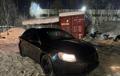 Chevrolet Cruze II, 2010 год, 800 000 рублей, 2 фотография