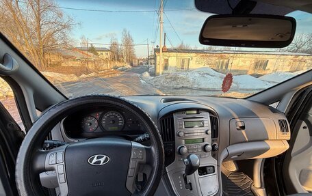 Hyundai Grand Starex Grand Starex I рестайлинг 2, 2010 год, 1 050 000 рублей, 4 фотография