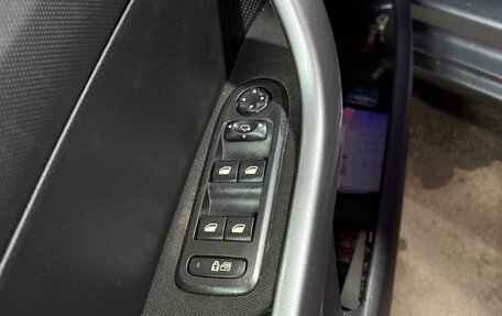 Peugeot 308 II, 2010 год, 10 фотография