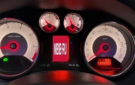 Peugeot 308 II, 2010 год, 23 фотография