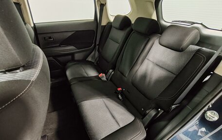 Mitsubishi Outlander III рестайлинг 3, 2019 год, 2 049 000 рублей, 21 фотография