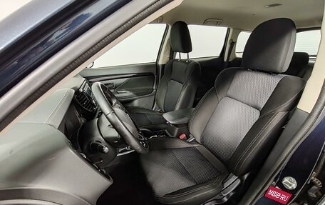 Mitsubishi Outlander III рестайлинг 3, 2019 год, 2 049 000 рублей, 20 фотография