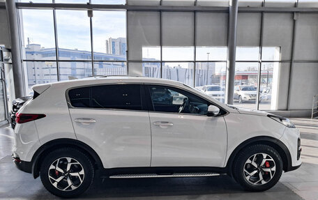 KIA Sportage IV рестайлинг, 2019 год, 2 200 000 рублей, 5 фотография