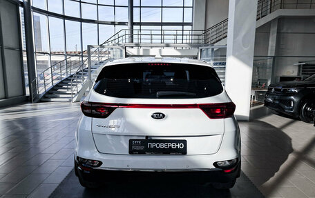 KIA Sportage IV рестайлинг, 2019 год, 2 200 000 рублей, 7 фотография