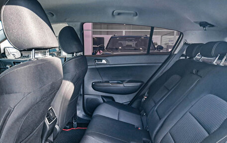 KIA Sportage IV рестайлинг, 2019 год, 2 200 000 рублей, 15 фотография