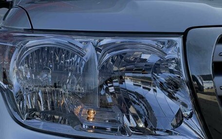 Toyota Land Cruiser 200, 2011 год, 2 920 000 рублей, 3 фотография