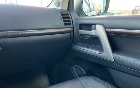 Toyota Land Cruiser 200, 2011 год, 2 920 000 рублей, 22 фотография