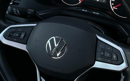 Volkswagen Polo VI (EU Market), 2021 год, 1 674 200 рублей, 21 фотография