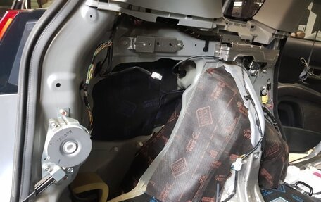 Citroen C-Crosser, 2012 год, 1 050 000 рублей, 24 фотография