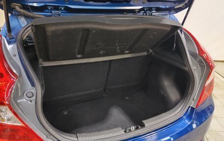 Hyundai Solaris II рестайлинг, 2015 год, 880 000 рублей, 17 фотография