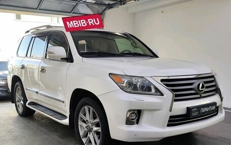 Lexus LX III, 2014 год, 4 999 000 рублей, 3 фотография
