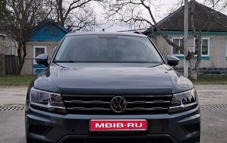 Volkswagen Tiguan II, 2021 год, 3 099 999 рублей, 1 фотография