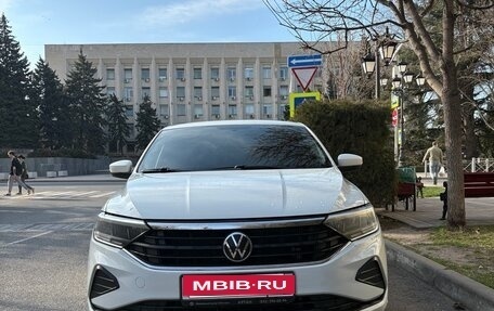 Volkswagen Polo VI (EU Market), 2021 год, 1 430 000 рублей, 1 фотография